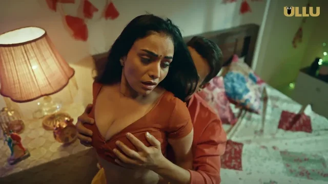 Kundi Mat Khadkao Raja 2025 Ullu Hindi XXX Web Series Ep 6